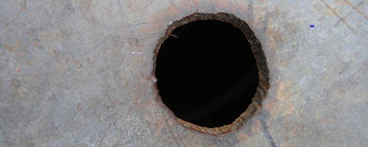 Comment réparer un gros trou dans du placo
